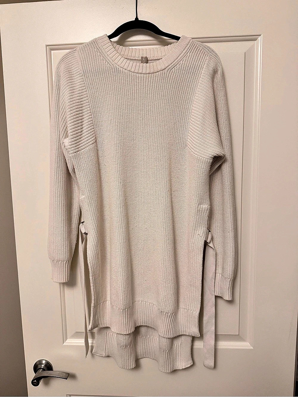 Athleta Knit Sweater Dress in White Size Small Like New